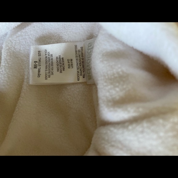 6-9 month 1 piece yellow fleece coverall by Absorba - Picture 3 of 3